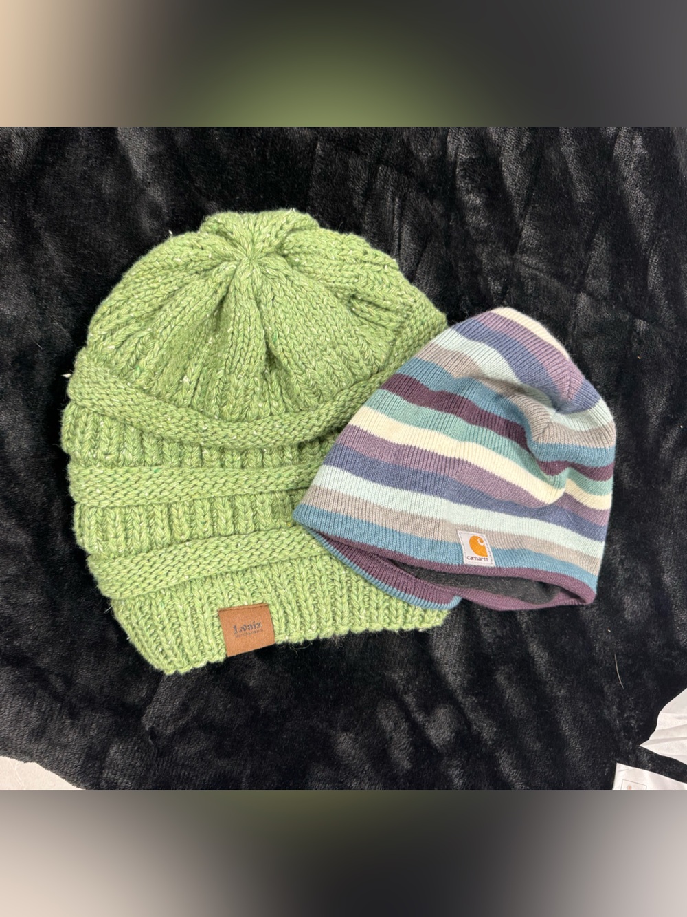 2 women’s beanies